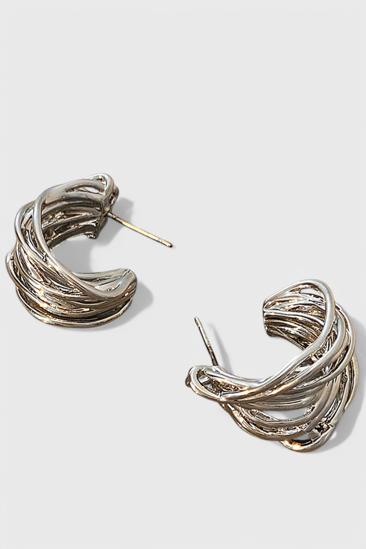 Elegantes Pendientes de Aro en Forma de C para un Estilo Sobresaliente