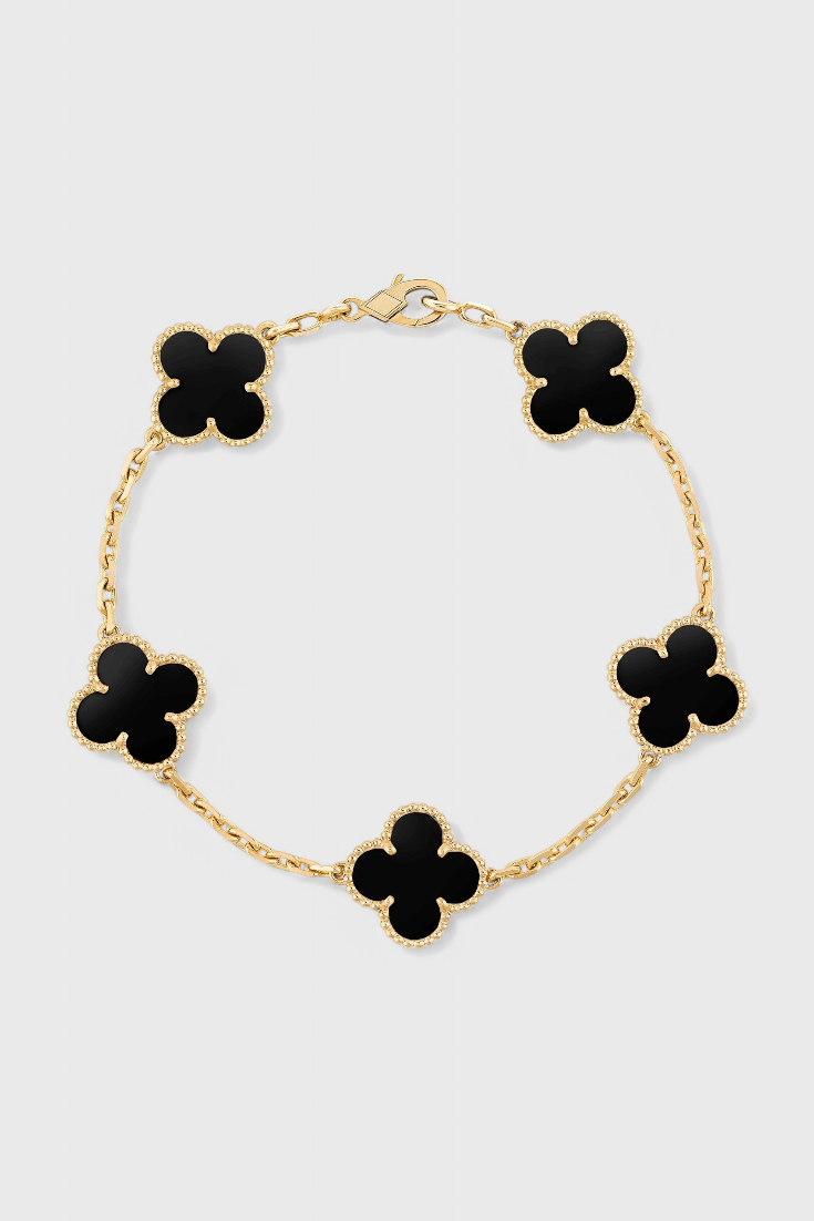 Pulsera de Trébol con Diseño Elegante y Acabado en Baño de Oro