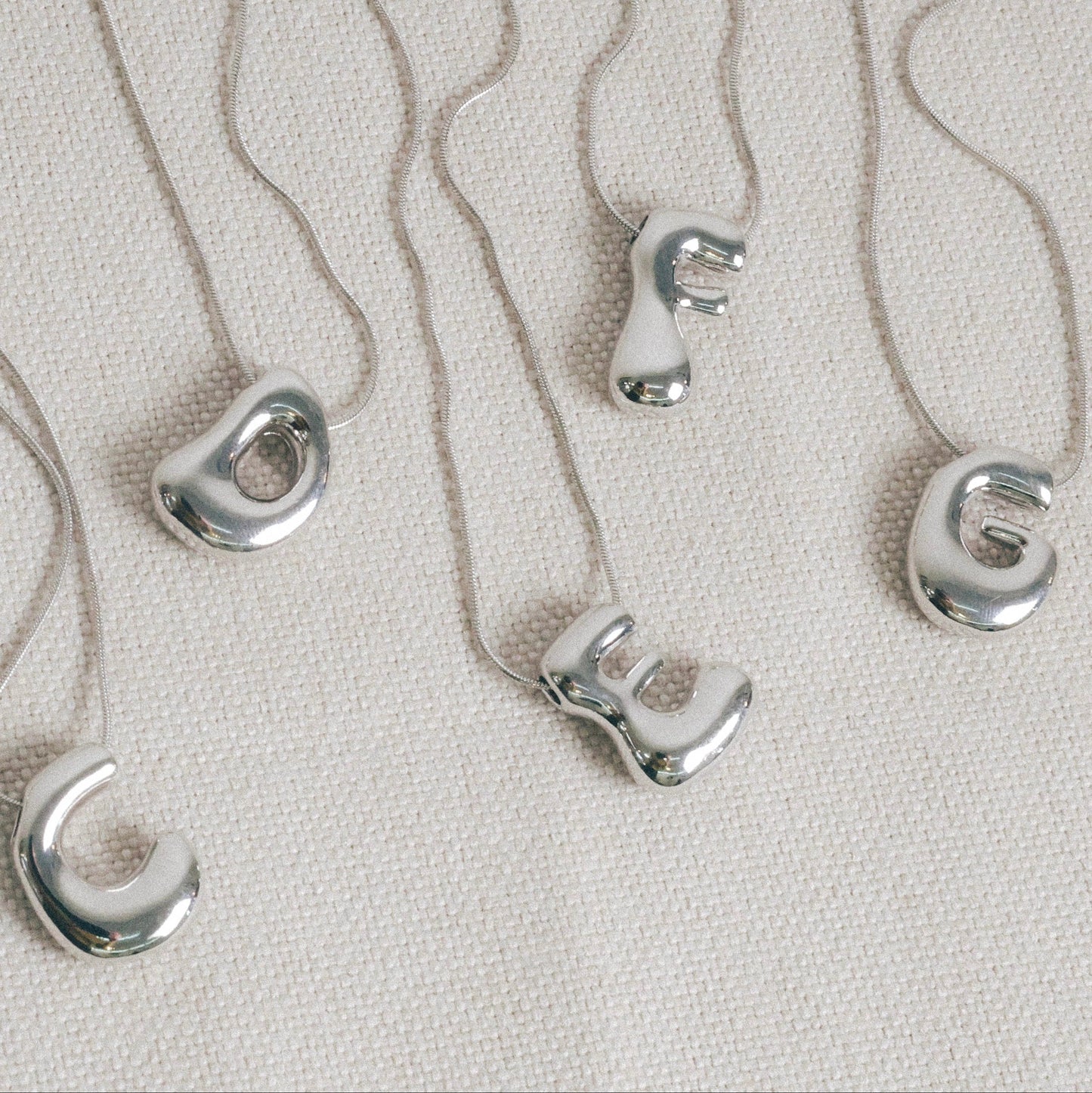Tu Letra, Tu Brillo – Collar de Plata
