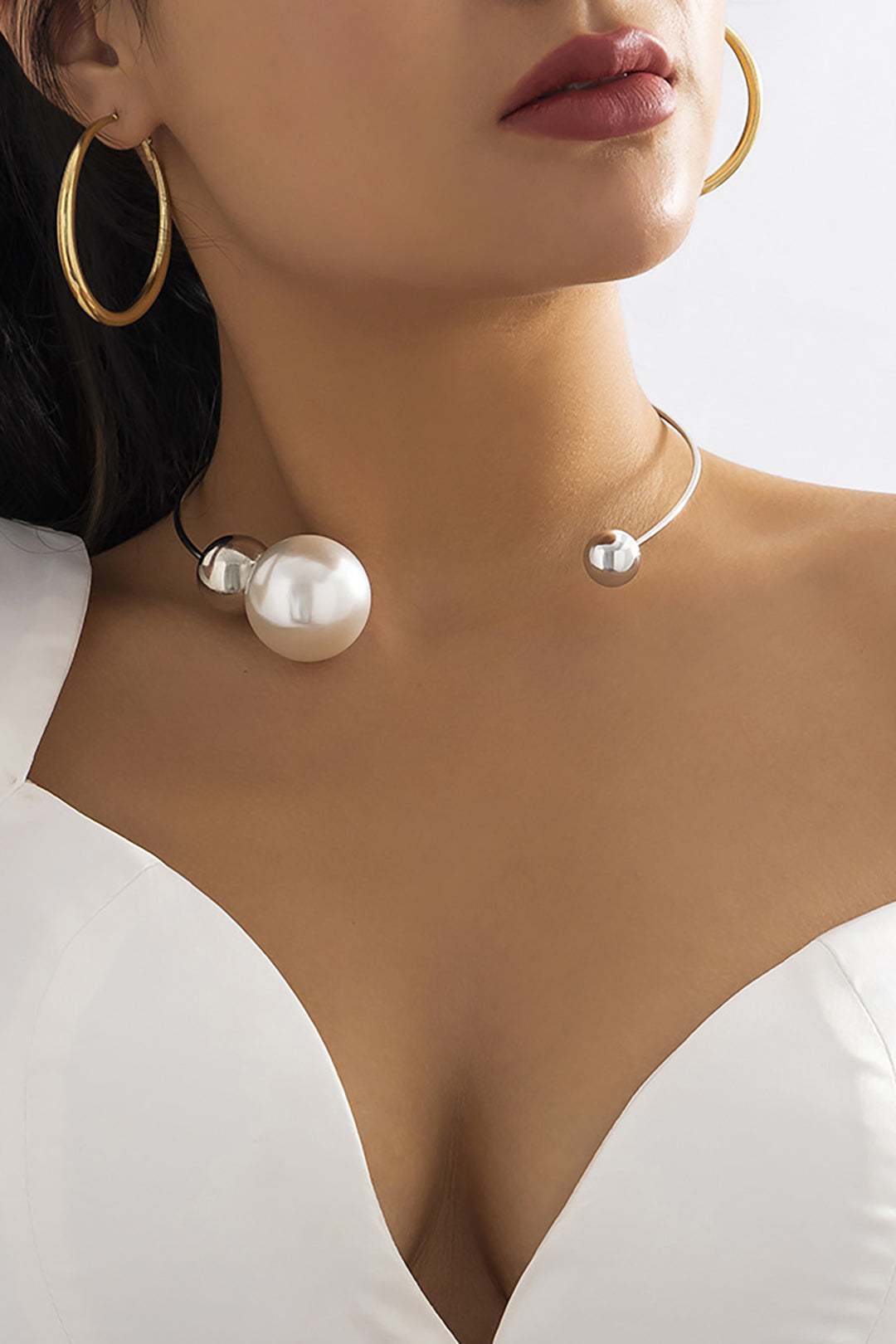 Elegantes Collares de Perlas de Metal para un Estilo Sofisticado