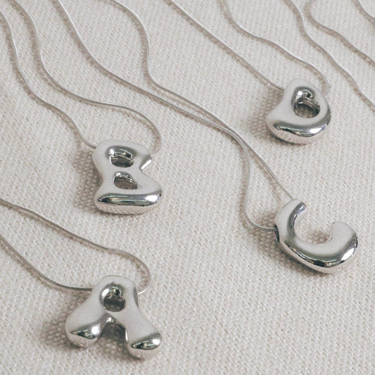 Tu Letra, Tu Brillo – Collar de Plata
