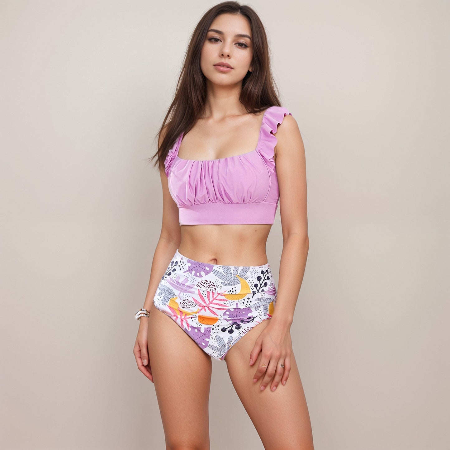 Conjunto de baño para mujer de Mara Swim: sujetador de bikini con volantes y detalle fruncido en el pecho, y braguita de cintura alta con estampado de hojas