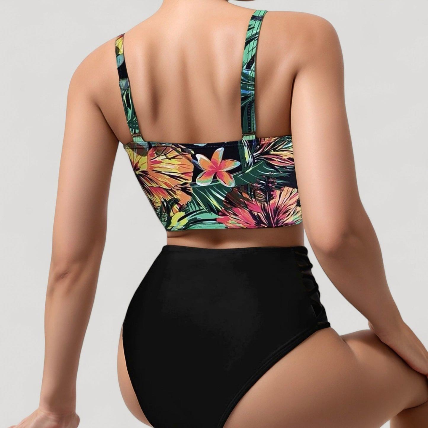 Priscila | Este conjunto ofrece estilo y comodidad, ideal para destacar en la playa o en la piscina