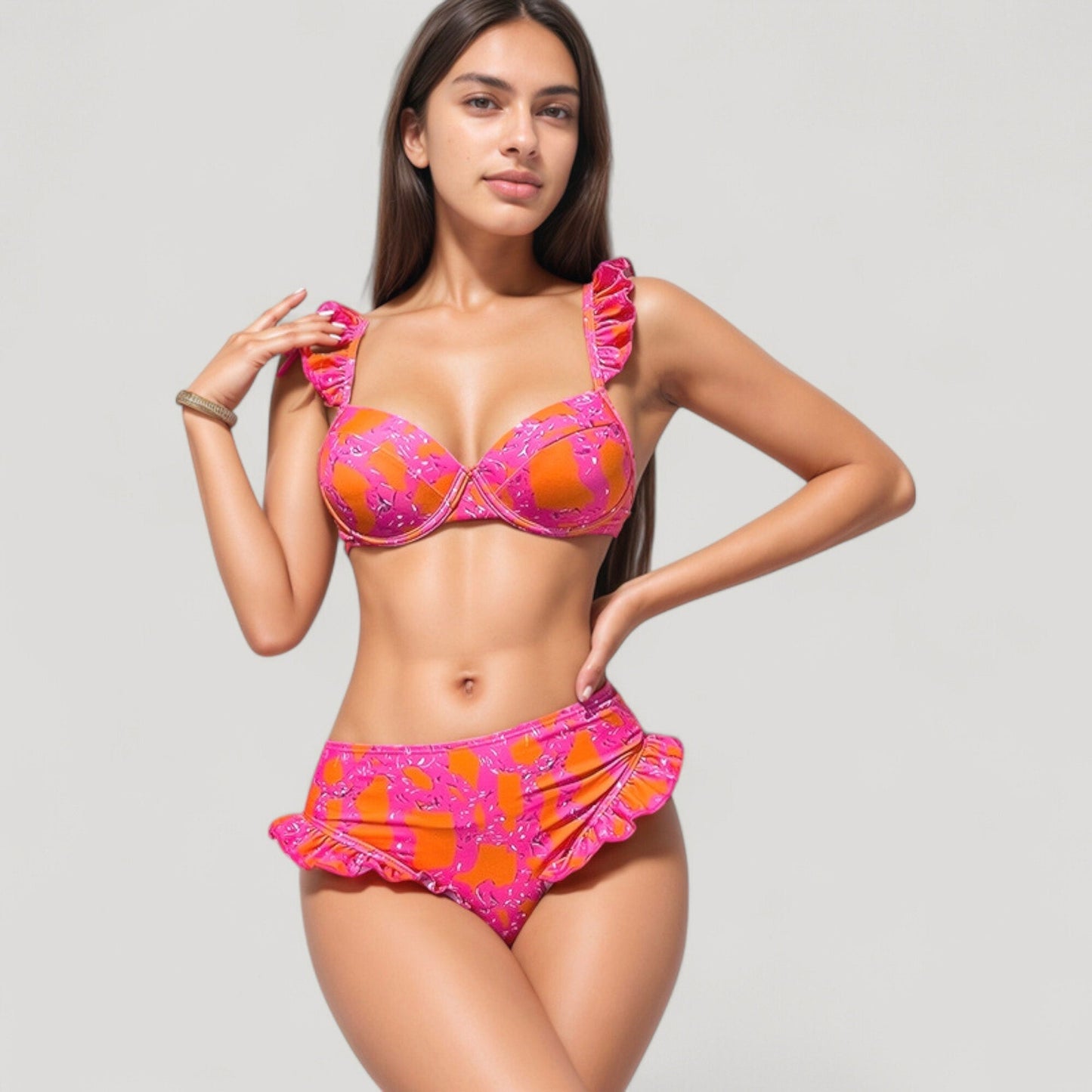 Conjunto de bikini de 3 piezas para mujer de Mara Swim, con tirantes con volantes, braguita de cintura alta y llamativo estampado abstracto