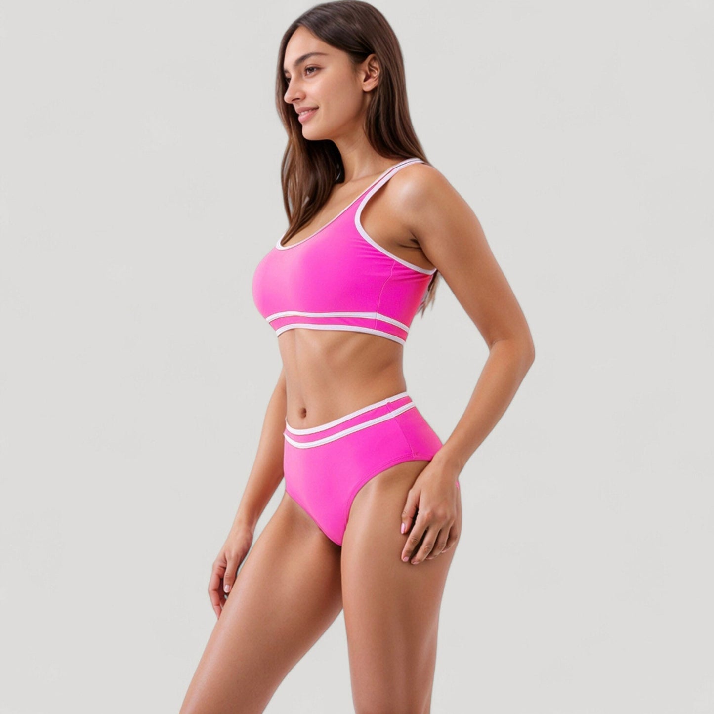 Conjunto de bikini deportivo de cintura alta para mujer de Mara Swim, con ribetes en contraste y top corto de cuello redondo