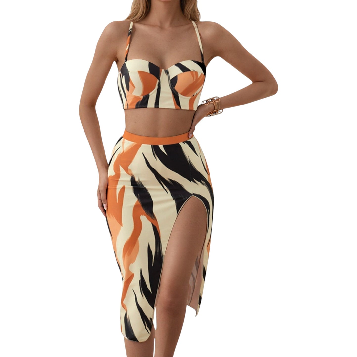 Conjunto de baño de tres piezas para mujer de Mara Swim, con top de bikini estampado con aros, braguita de cintura alta y pareo a juego con abertura lateral