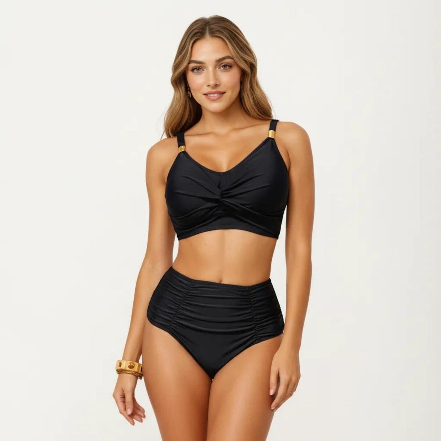 Conjunto de bikini de dos piezas para mujer de Mara Swim, con top tipo bralette con detalle retorcido en la parte delantera, tirantes ajustables y braguita de talle alto con fruncidos