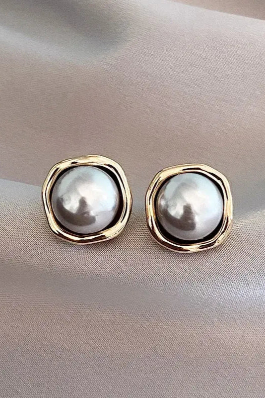 Pendientes de Perlas Negras Elegantes y Atemporales con Encanto Distintivo